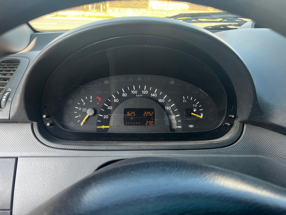 Mercedes Vito 115CDI 3 locuri