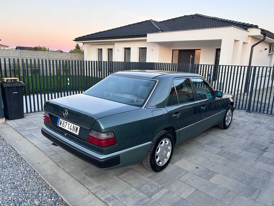 MERCEDES-BENZ E-Class 1993 — imagine 2