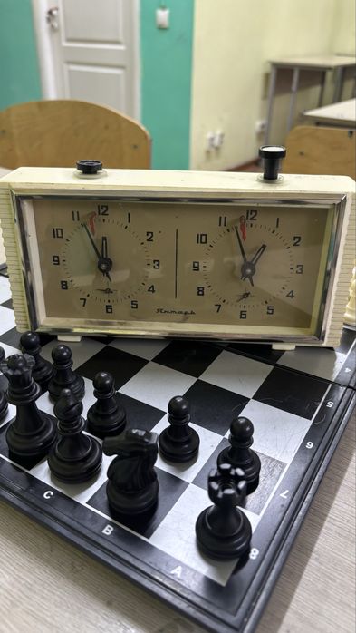 Часы шахматные механические