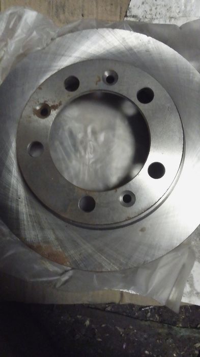 Продам новые суппорта ,тормозные диски. На УАЗ