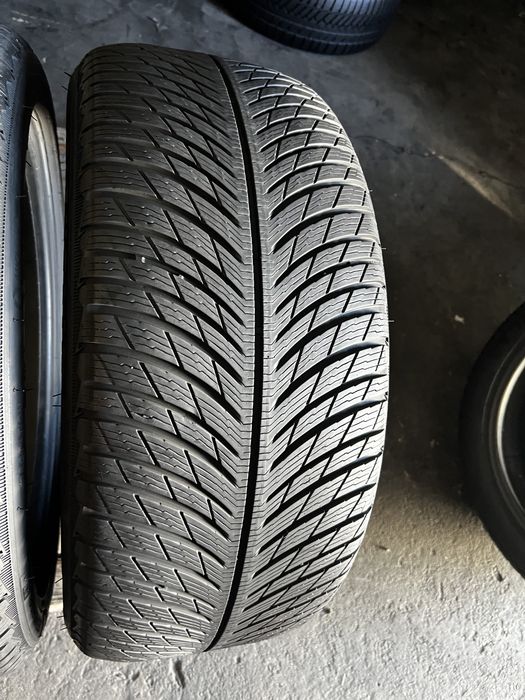 2 anvelope iarna 255/40/20 , Michelin , DOT 2023 , 6 mm !