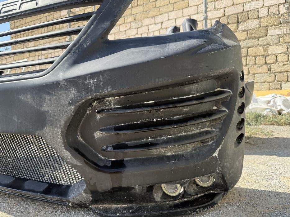 Lexus 570 Бампер/Обвес