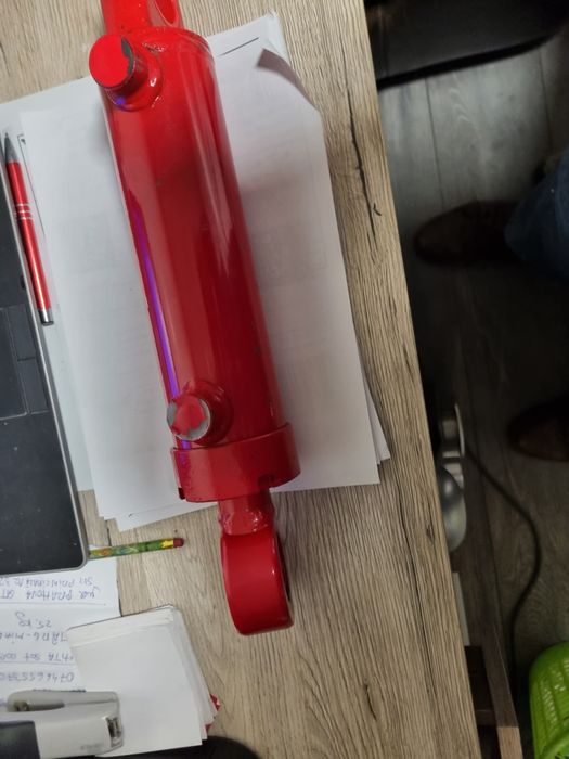 Cilindru hidraulic plug reversibil preț 477 lei