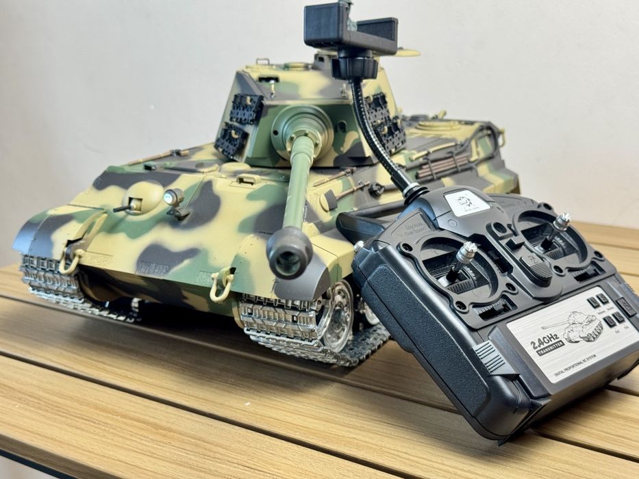 Радиоуправляем RC Танк King Tiger - Платка 7.0, WiFi Камера, Дим и 4 Батерии