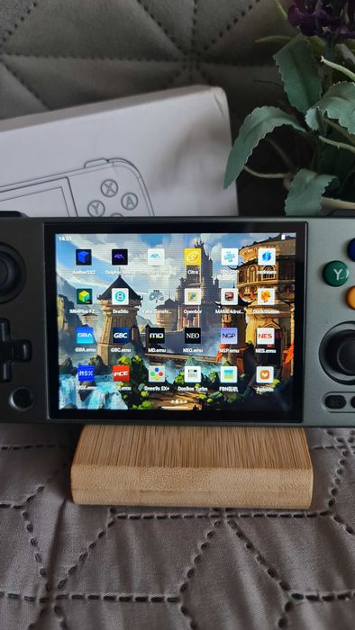 Anbernic Rg405 M нова