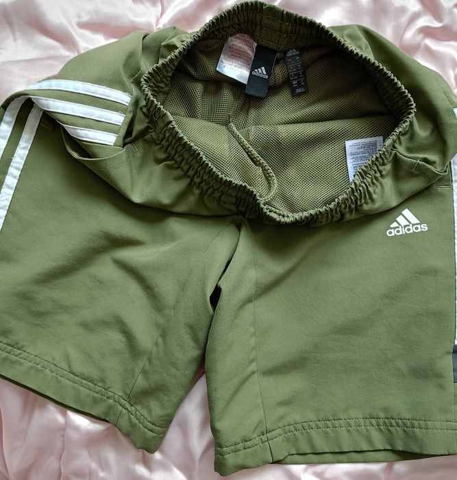 Къс панталон Adidas