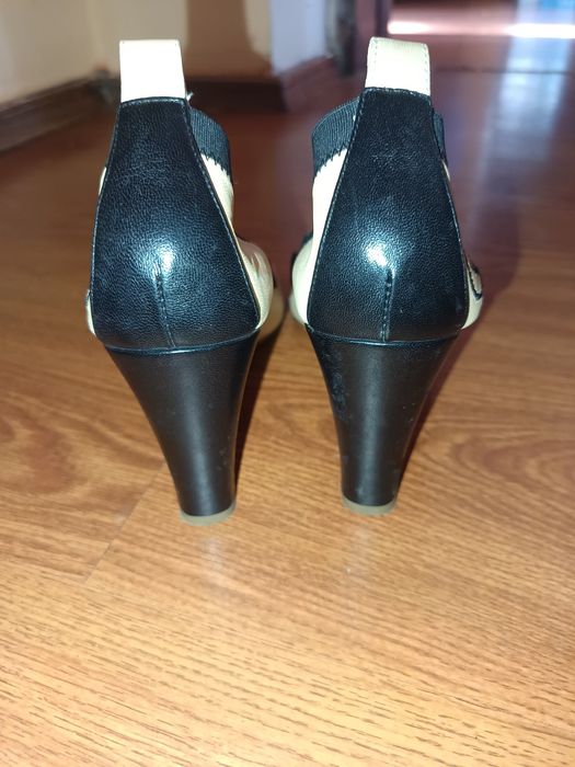 Продам туфли CHANEL б/у