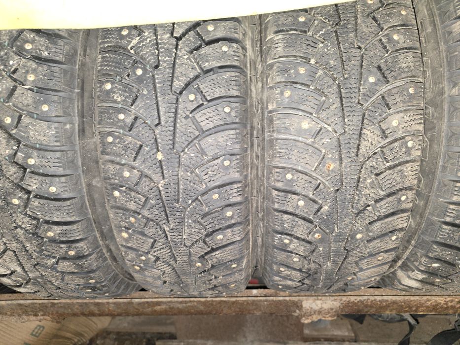 Продам Шины Зимние