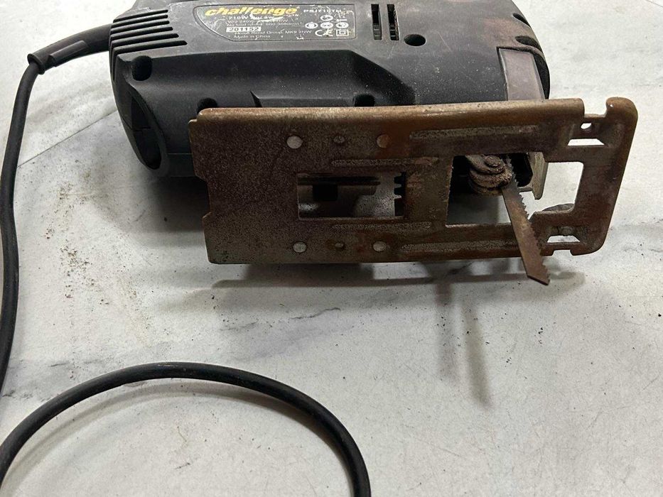 Прободен трион Challenge 710W