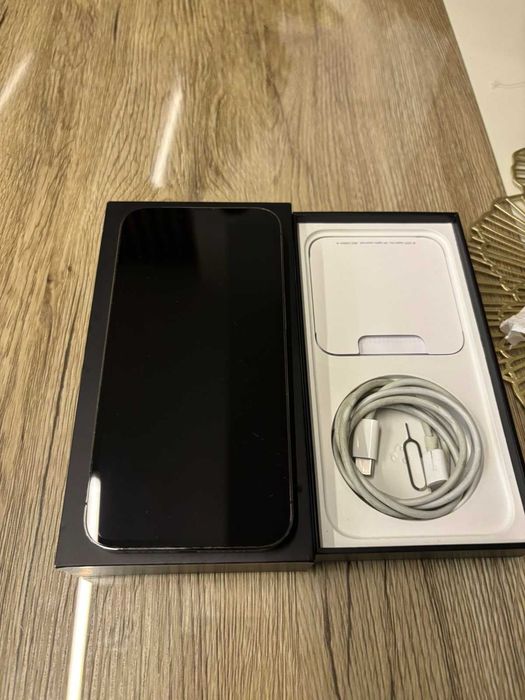Iphone 13 pro 512gb - закупуван нов от Виваком, като нов