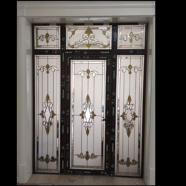 Декоративная стекло большой ассортимент