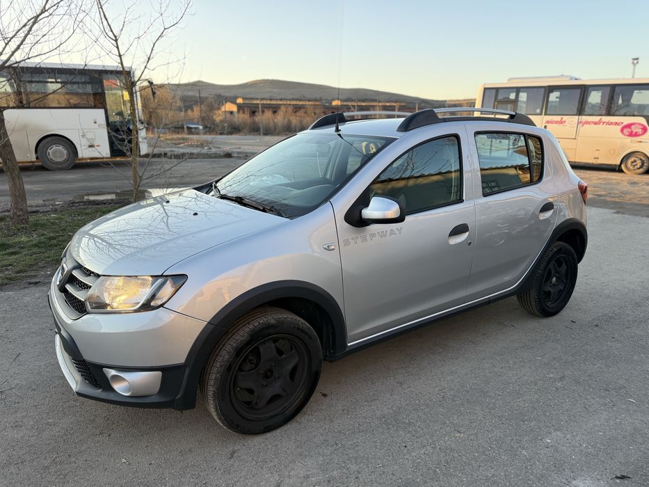 Dacia Sandero Stepway * An 2013 * Motor 0.9 TCE * Euro 5 *Navigatie