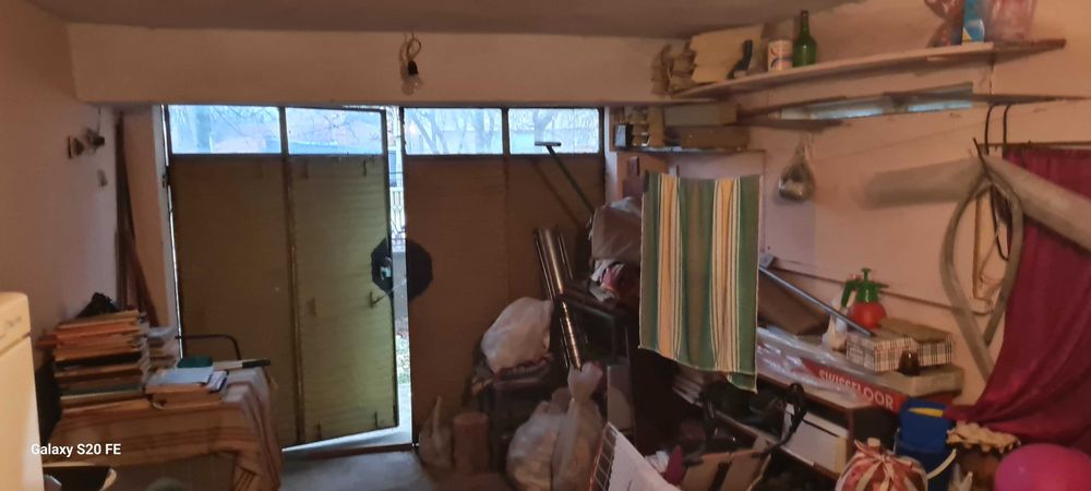 Давам под наем част от къща в Кубрат ул.Албена 6а, само партерният  етаж 60m2