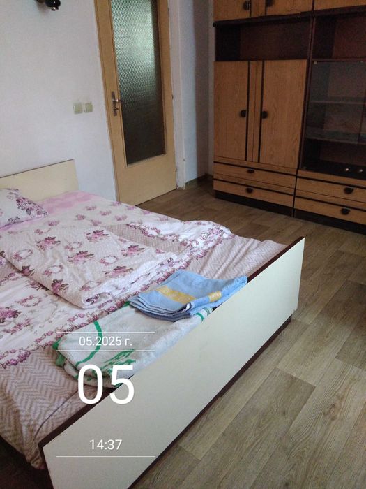 стая от апартамент 1 минута пеша от Катедралата за сам/сама наем 200 Е