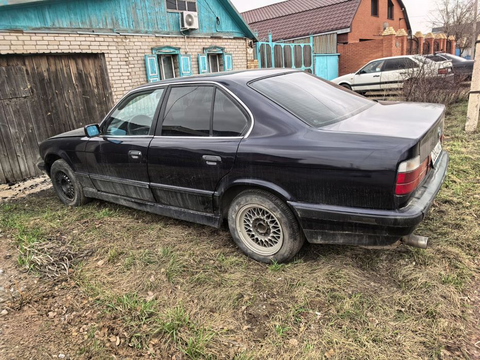 Продам  БМВ  е34