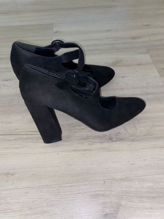 Продам туфли в отличном состоянии