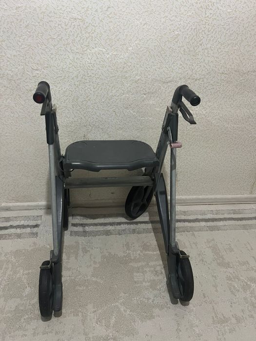 Ходунок для взрослых