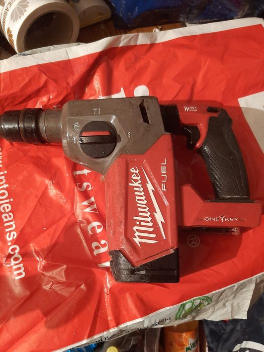 Milwaukee rotopercuto onefhx fuel