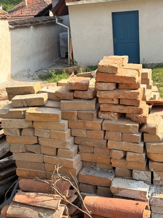 Caramida samota de vânzare