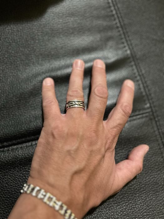 Inel bǎrbǎtesc de argint - model sârmǎ ghimpatǎ