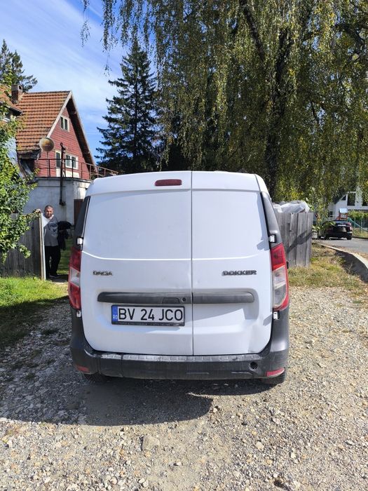 Vând Dacia Dokker