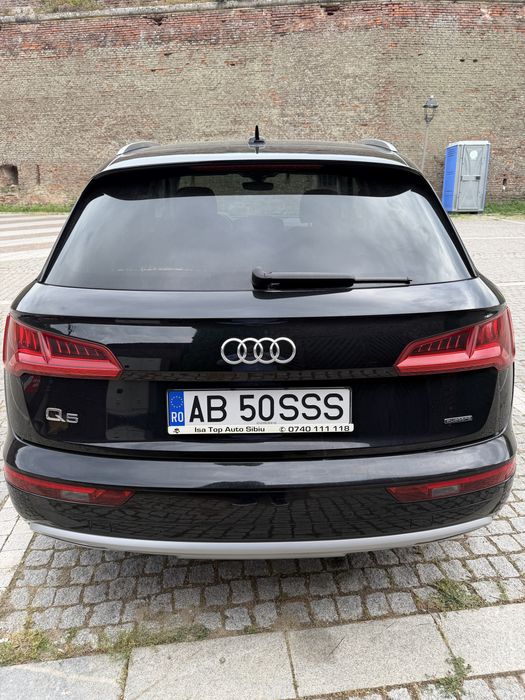 Vând Audi Q5 FY.2.0 TDI Quattro S tronic -Panoramic-Led