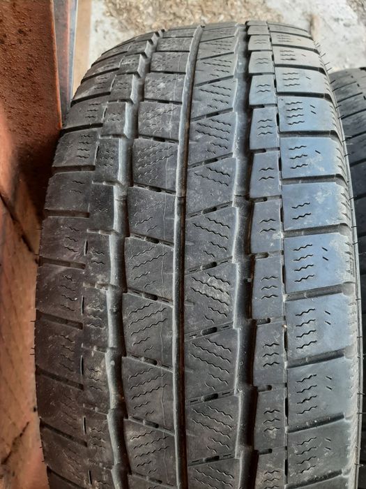 Продам шины 215/65/15 фалькен