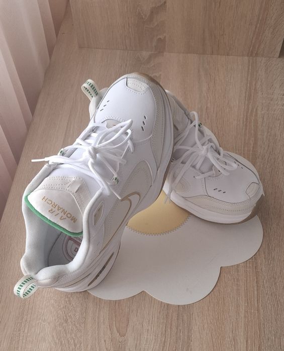 Маратонки  NIKE MONARCH номер 46