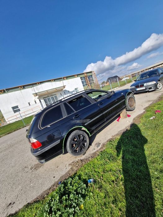 Se vand 2 bmw-uri e46