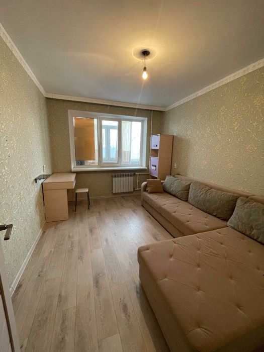 Продам 2 комнатную на 11 микрорайоне