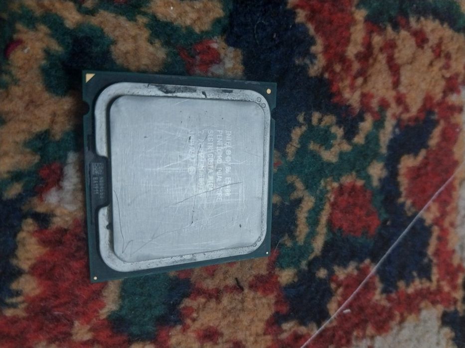 E 5400 tas pc  fotoaparat 4gb fleshka