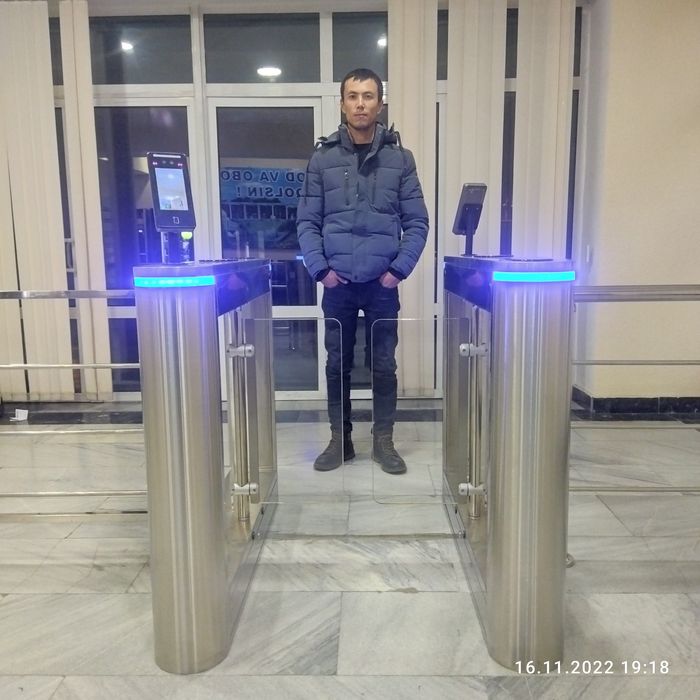 Установка, стеклянный Турникет. Установка TURNIKET  FACE ID