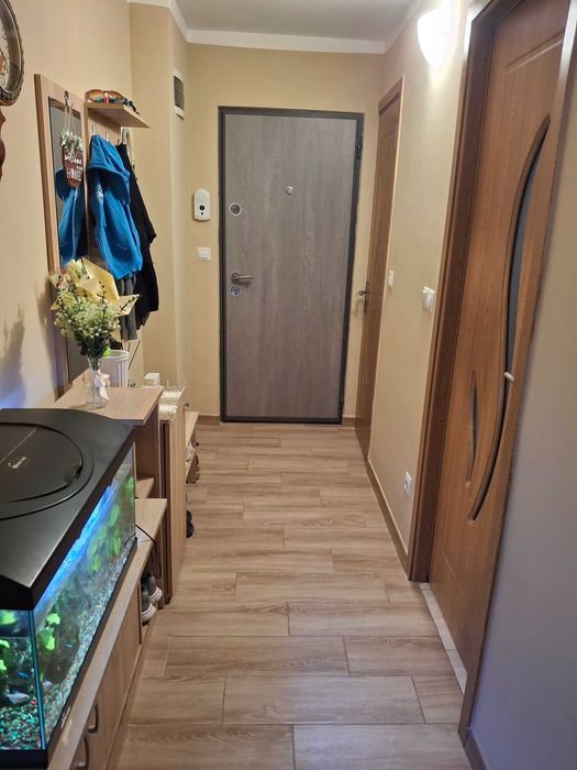 Vand sau schimb apartament cu 2 camere 53mp parter decomandat cu apartament cu 3sau 4 camere