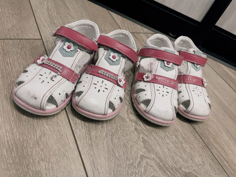 Сандали на девочек