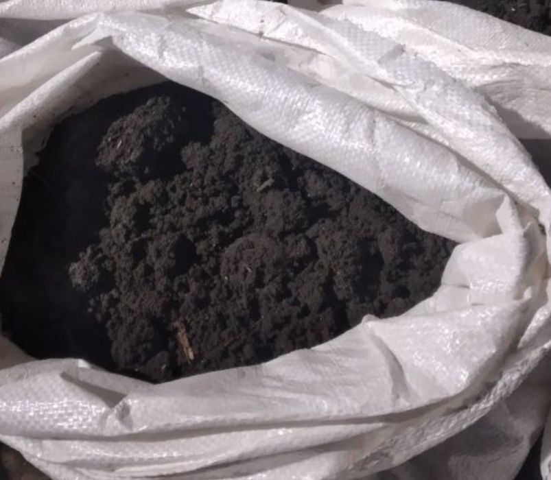 навоз и чернозём