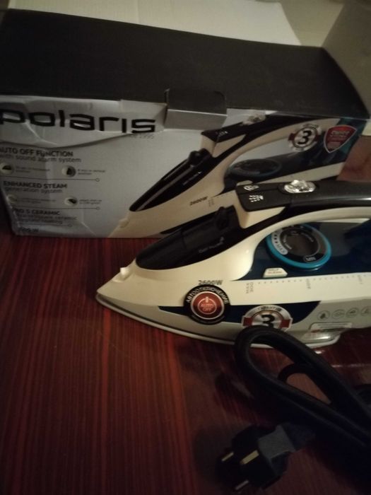 Утюг поларис, оригинал. Мощность 2600W