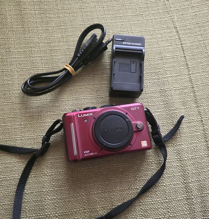 Panasonic Lumix DMC-GF1 Mirroless Body Aparat Foto Accesorii Drumetie