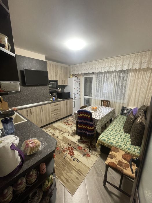 Продава се Тристаен апартамент в Нова Загора - 80 кв.м за 1275 €/кв.м - Снимка #3