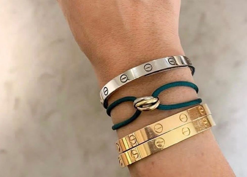 Гривна конец Cartier