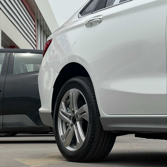 BEIJING EU 5 elektromobil bo'lib to'lash va avtokredit