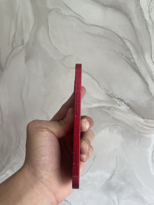 Продам iPhone 13 128gb в идеальном состоянии