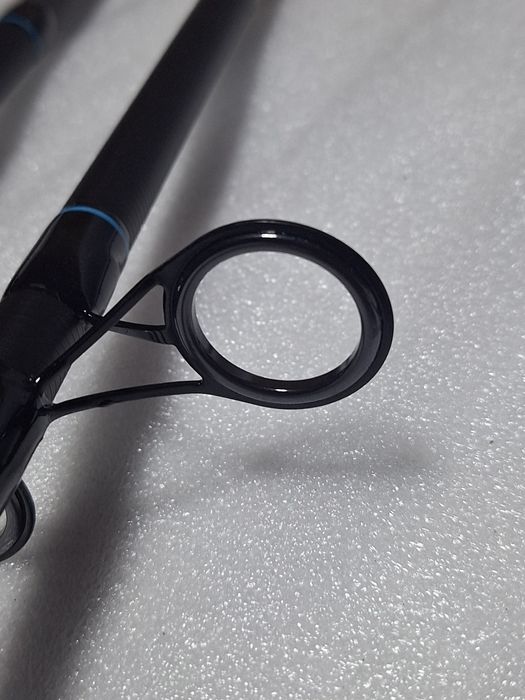 SET 2 Lansete Feeder Robinhan HARRIER 3,90 plus 2 mulinete Polex