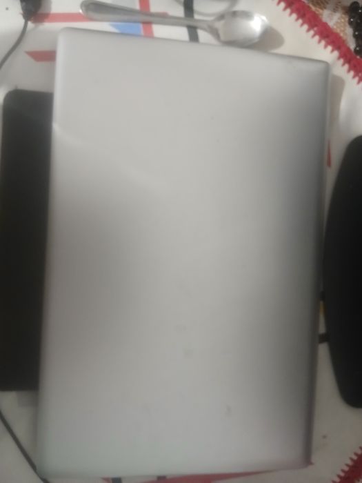 Vand laptop in stare perfect functional de gaming cu tot ce se vede