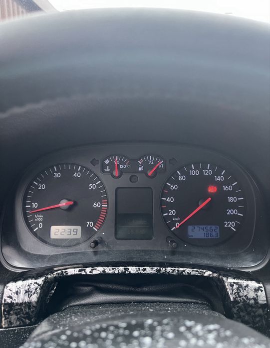 Schimb lumina bord iluminat ambientale sistem audio boxe lumini etc