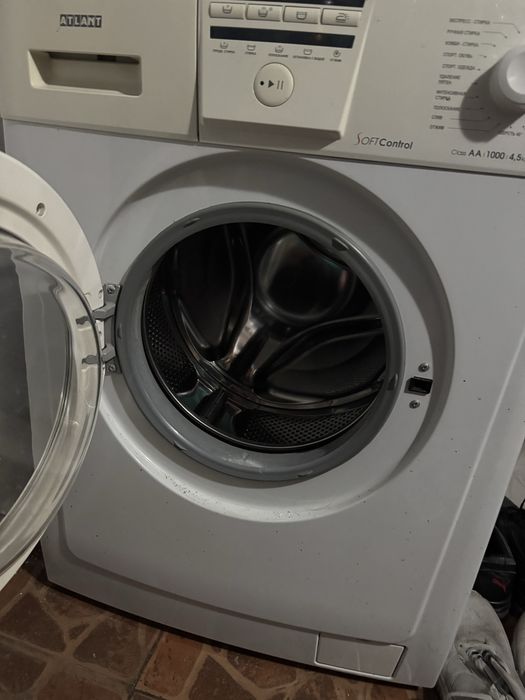 Продам стиральную машинку
