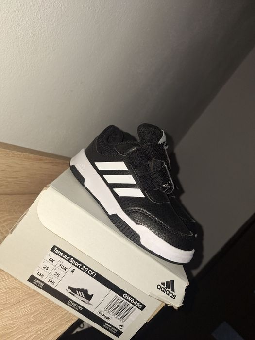 Adidasi copii negrii