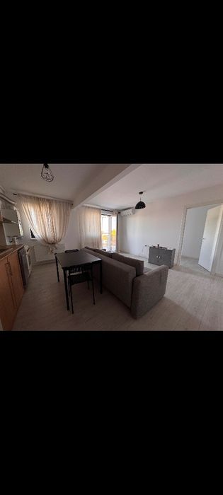 Inchiriez apartament 2 camere Hils Splai,Pallady