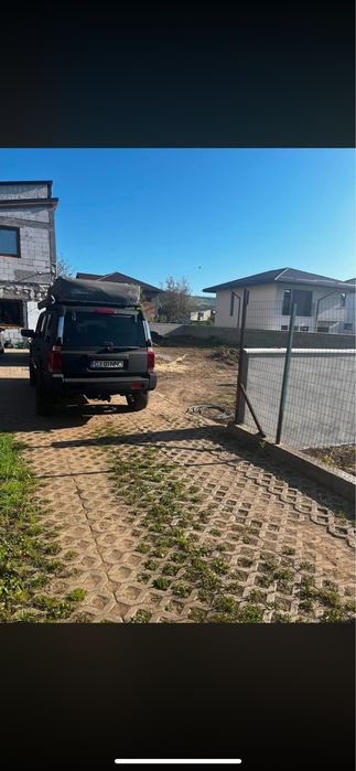 Jeep Commander Overlanding