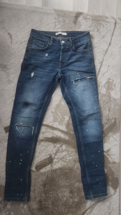 Vand Blugi Zara.