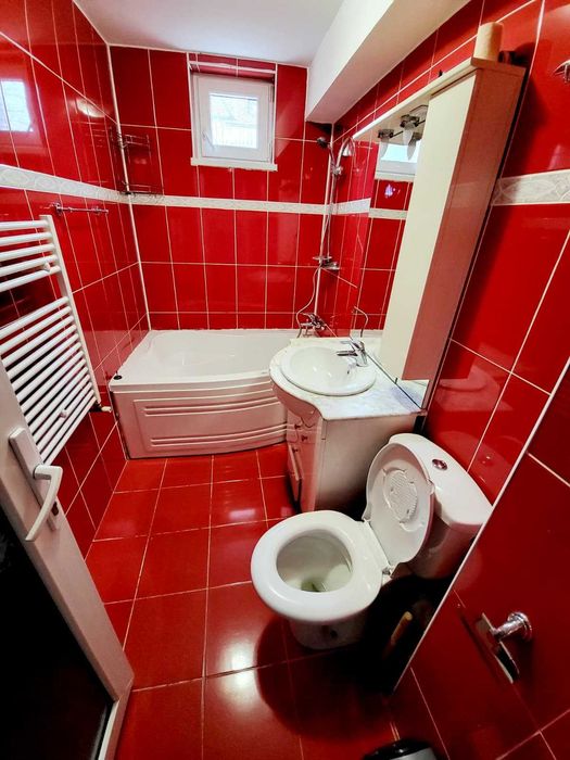 Apartament str. 1 Decembrie, 2 camere, parter (langa ANAF)